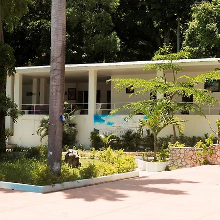 Le Grand Hotel Beck Cap-Haïtien Zewnętrze zdjęcie